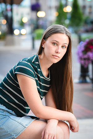 Lizzie Downtown-52
